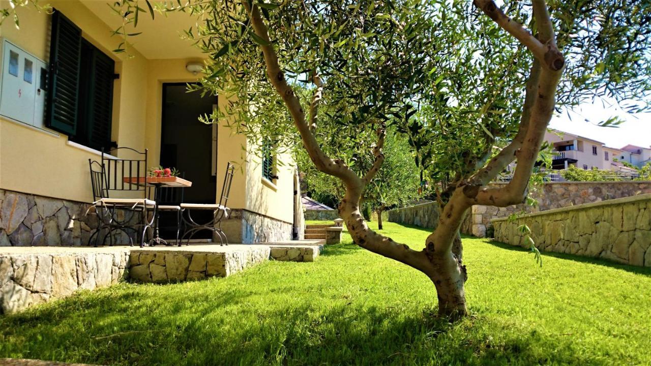 Apartments Garden Baška Εξωτερικό φωτογραφία